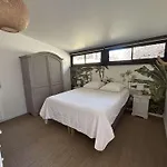 6 Pers Avec Patio, Entre Golf Et Ocean