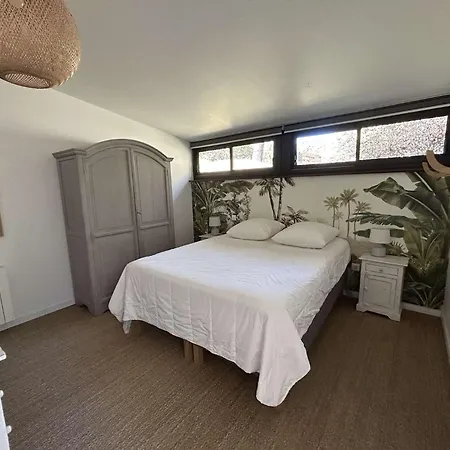 6 Pers Avec Patio, Entre Golf Et Ocean
